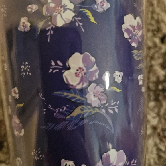 Vera Bradley Wild Roses Tumbler NWT - Picture 3 of 10